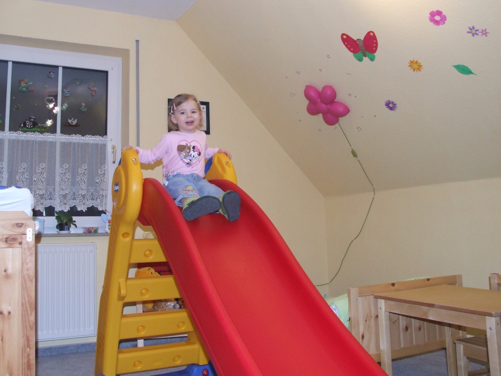 Claras neue Rutsche